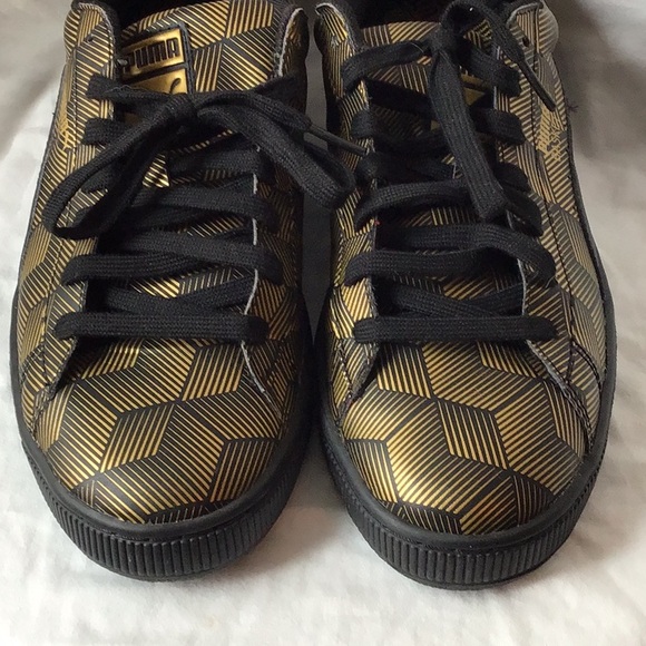 Pumas Women’s Basketball Classic Sneakers - Picture 4 of 12